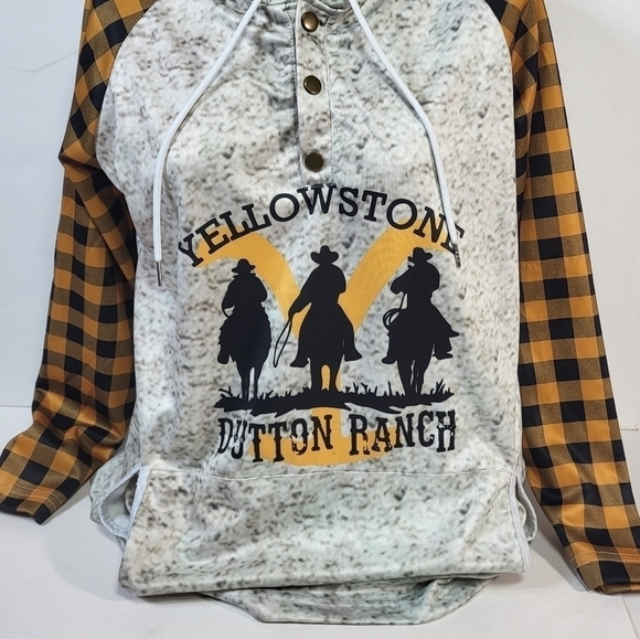 Yellowstone Hooded Sweater - Picture 2 of 8